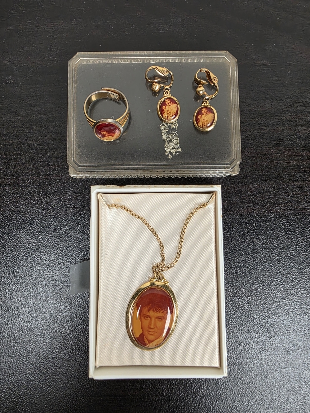 Vintage Elvis Presley Jewelry Set Necklace Ring Earrings Gold Tone Cameo